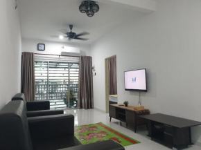 HOMESTAY IMPIAN QASEH MANJUNG (MUSLIM), Seri Manjung